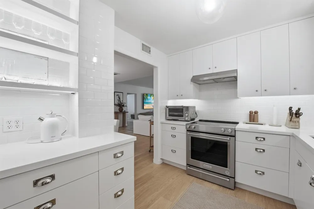 226 Brazilian Avenue #2b Palm Beach, FL 33480
