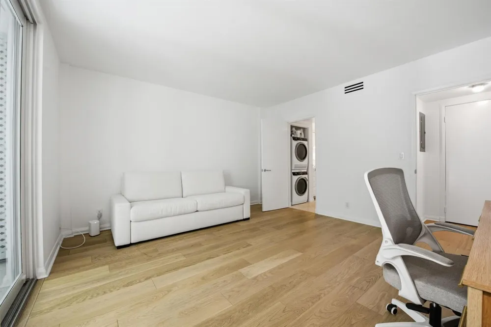 226 Brazilian Avenue #2b Palm Beach, FL 33480