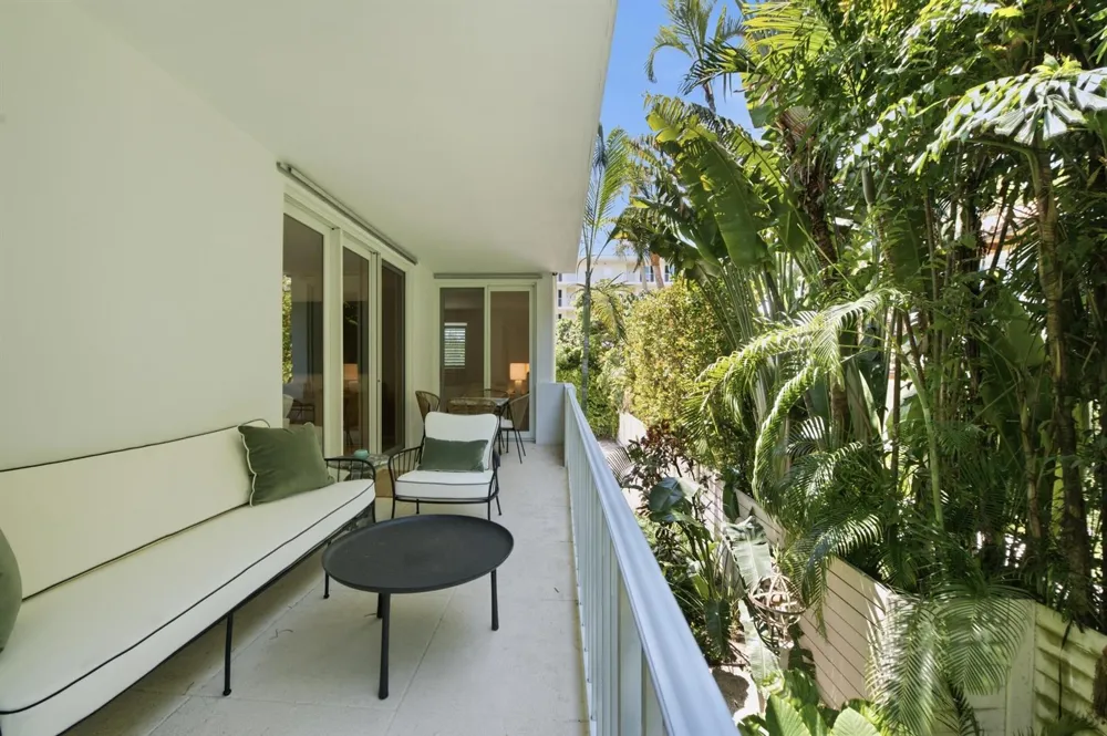 226 Brazilian Avenue #2b Palm Beach, FL 33480