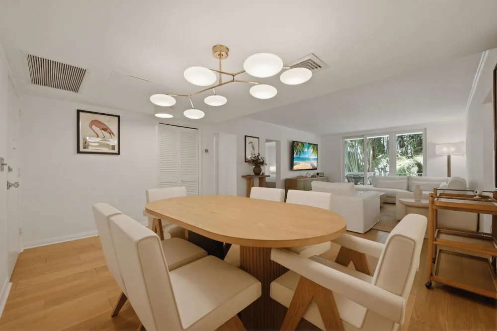 226 Brazilian Avenue #2b Palm Beach, FL 33480