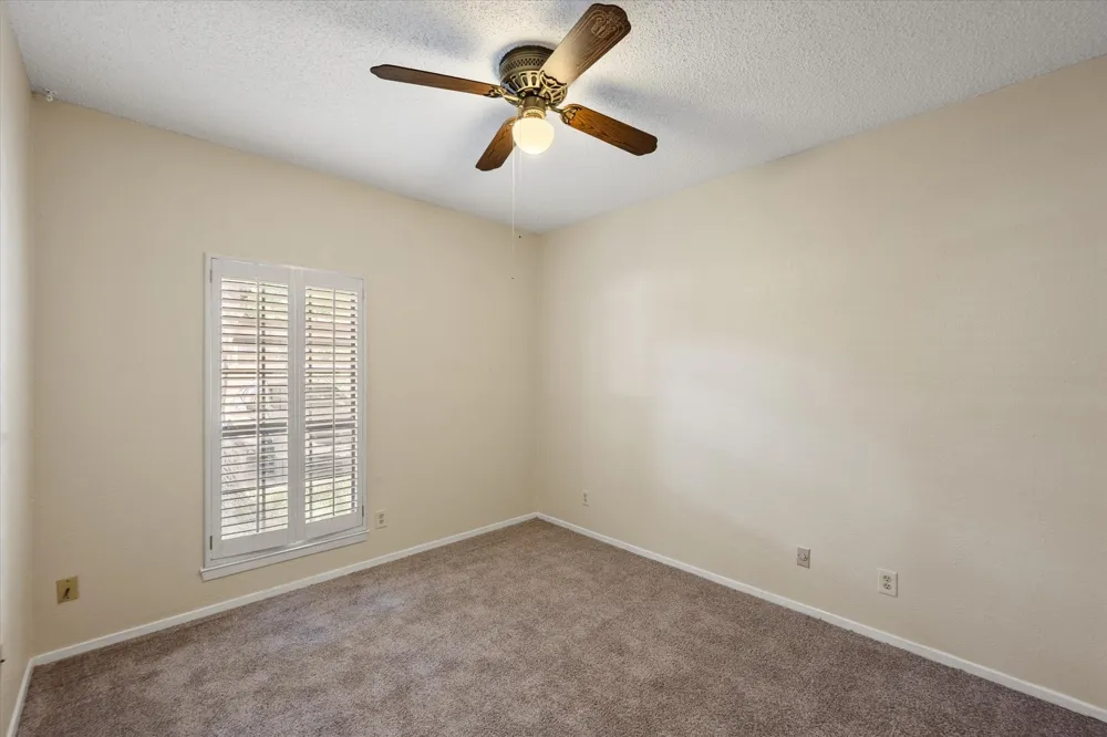 1206 Riverchase Lane #149 Arlington, TX 76011