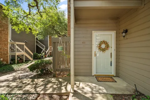 1206 Riverchase Lane #149