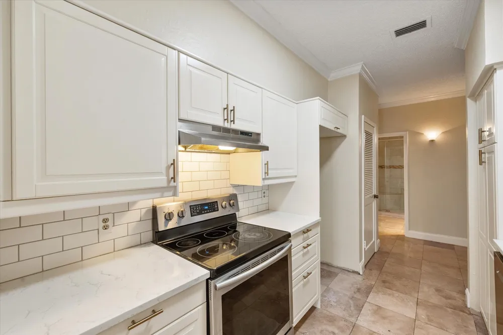 1206 Riverchase Lane #149 Arlington, TX 76011