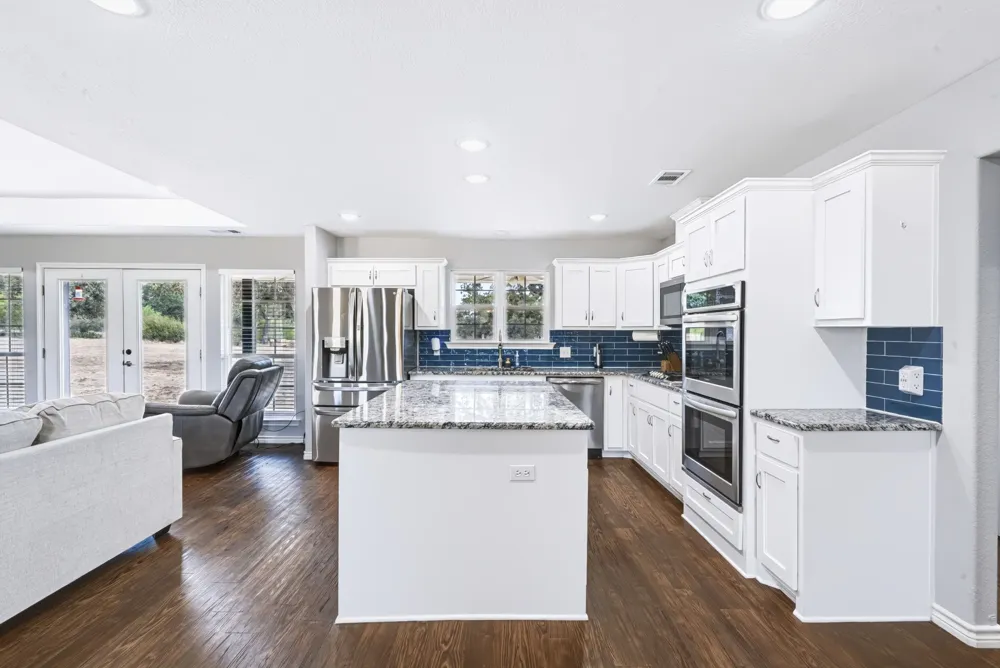 1006 High Point Drive Mineral Wells, TX 76067