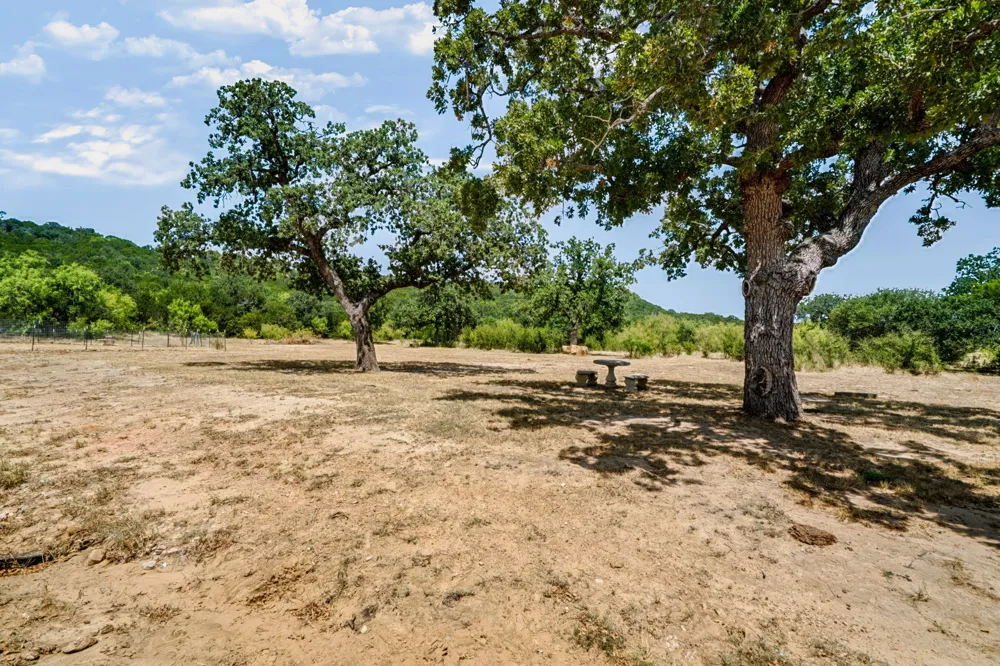 1006 High Point Drive Mineral Wells, TX 76067