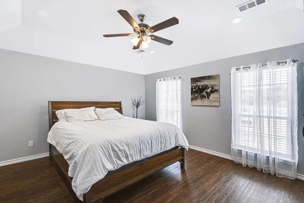 1006 High Point Drive Mineral Wells, TX 76067