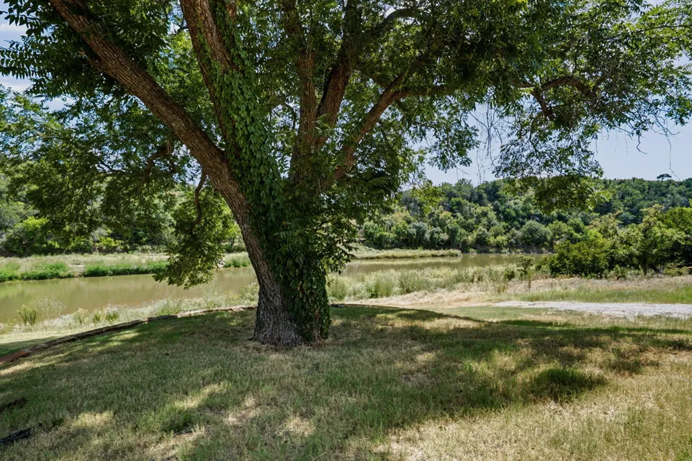 1006 High Point Drive Mineral Wells, TX 76067