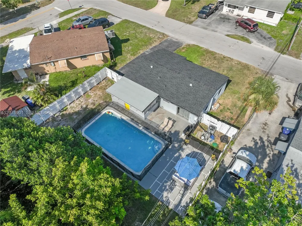 1610 S 24th Ct Hollywood, FL 33020