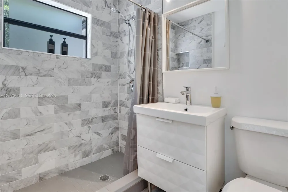 1610 S 24th Ct Hollywood, FL 33020