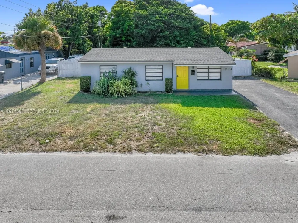 1610 S 24th Ct Hollywood, FL 33020