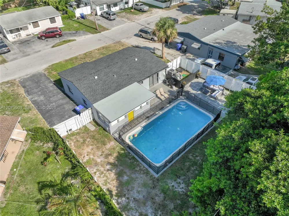 1610 S 24th Ct Hollywood, FL 33020