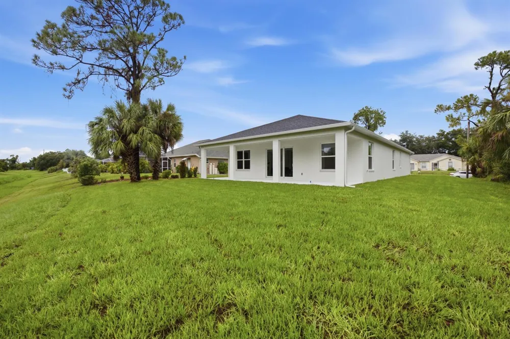 4570 OAKLEY ROAD North Port, FL 34288