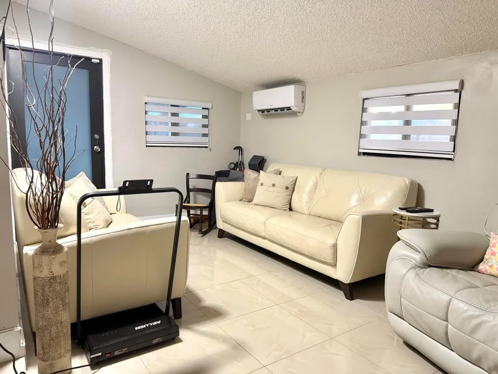 16101 SW 98th Avenue Miami, FL 33157