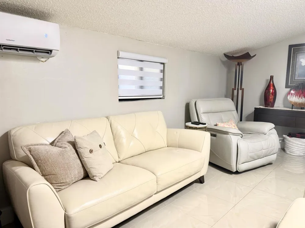 16101 SW 98th Avenue Miami, FL 33157