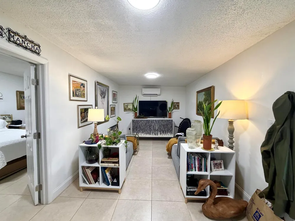 16101 SW 98th Avenue Miami, FL 33157