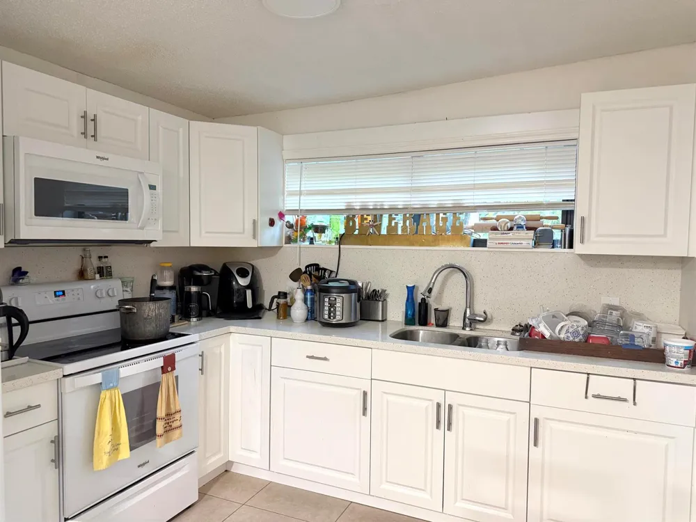 16101 SW 98th Avenue Miami, FL 33157