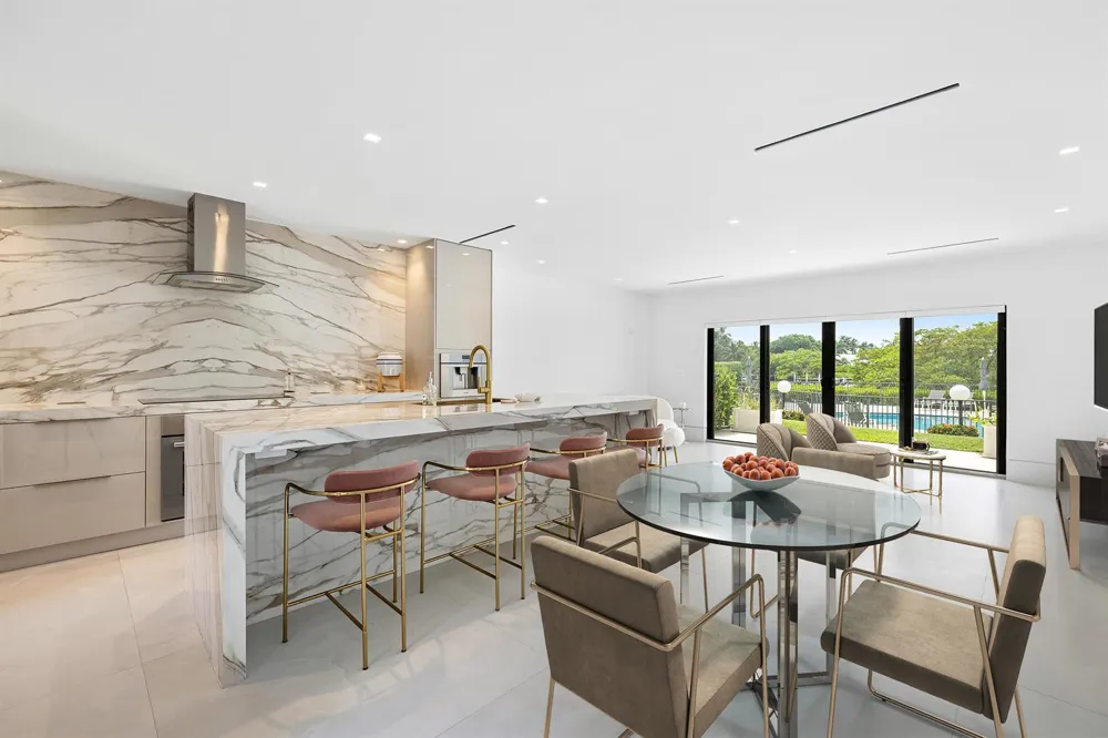 3474 S OCEAN BOULEVARD #10 Palm Beach, FL 33480