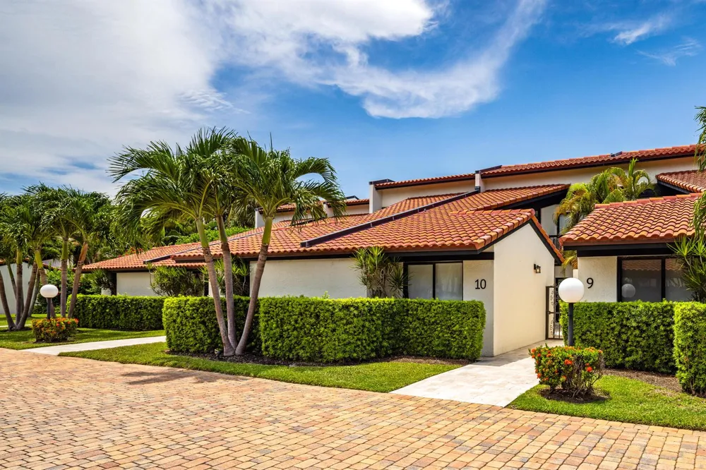 3474 S OCEAN BOULEVARD #10 Palm Beach, FL 33480