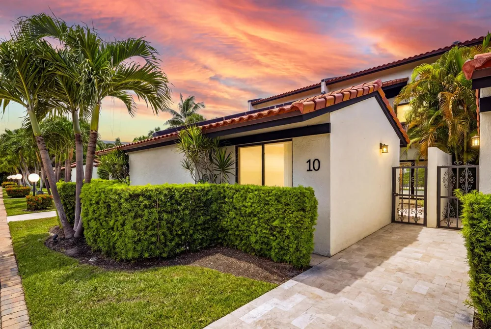 3474 S OCEAN BOULEVARD #10 Palm Beach, FL 33480