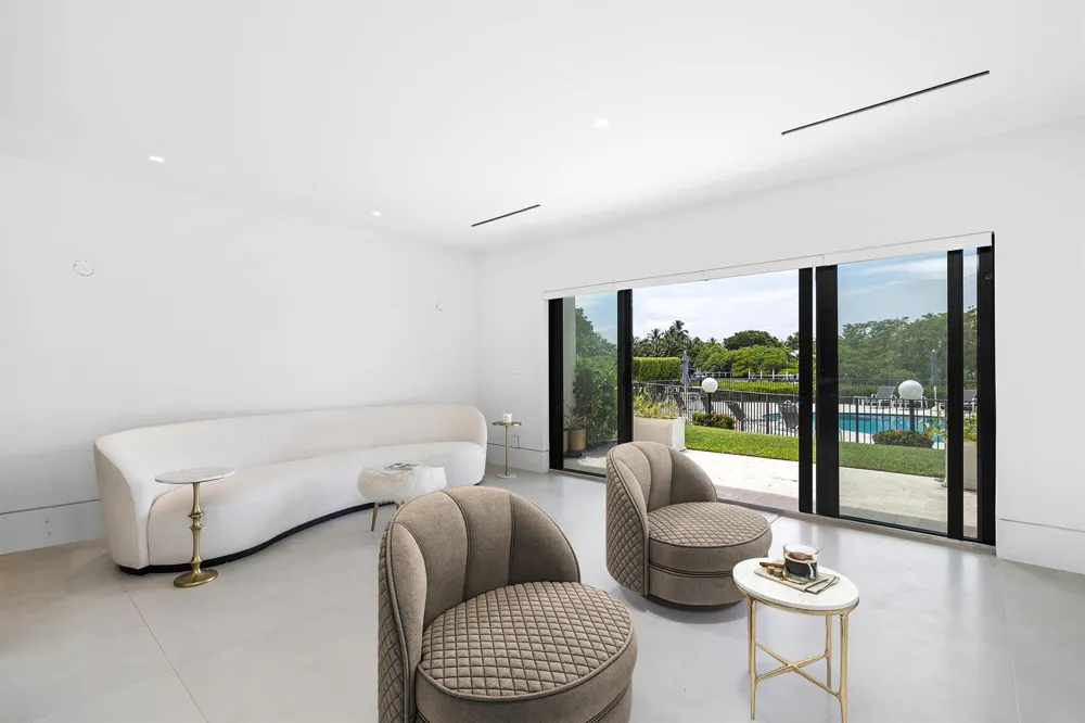 3474 S OCEAN BOULEVARD #10 Palm Beach, FL 33480