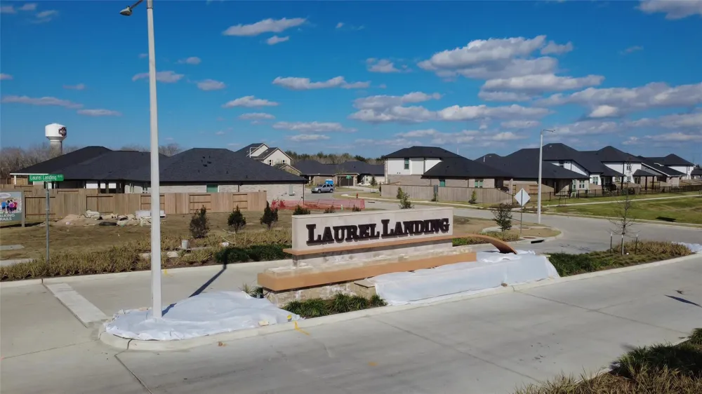 241 Bay Laurel Court Alvin, TX 77511