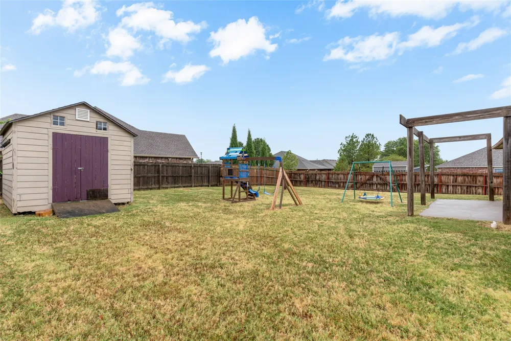 9802 E 110th Place Owasso, OK 74055