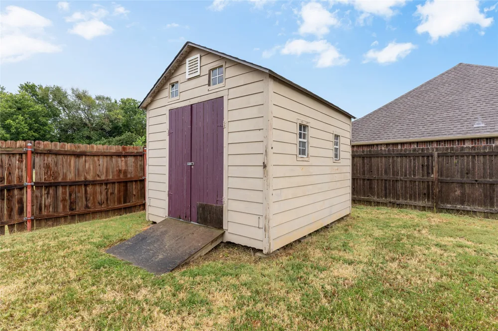 9802 E 110th Place Owasso, OK 74055