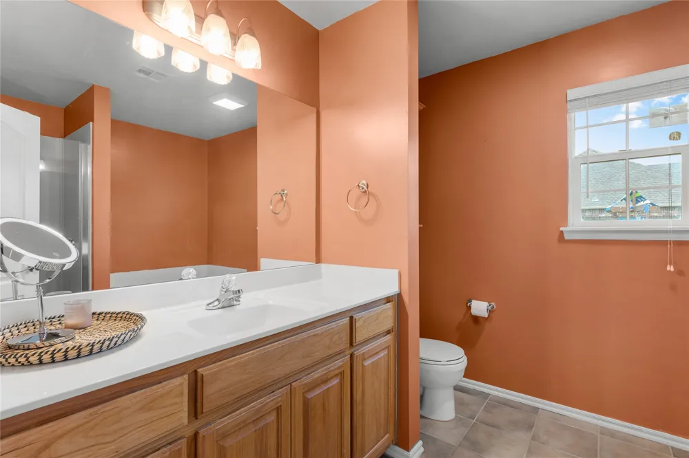 9802 E 110th Place Owasso, OK 74055