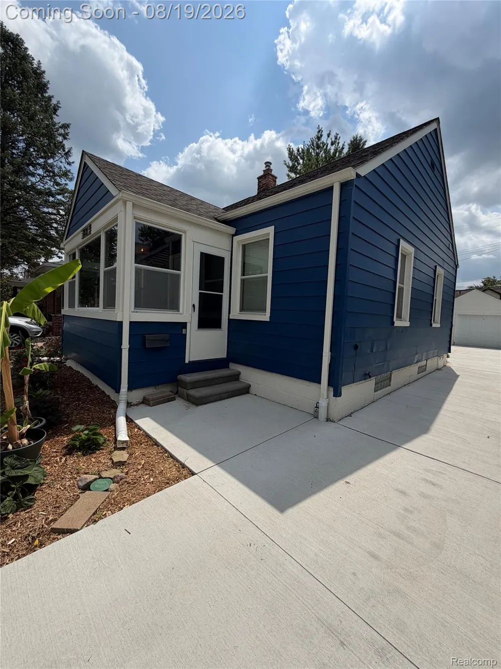 1221 West Boulevard Berkley City, MI 48072