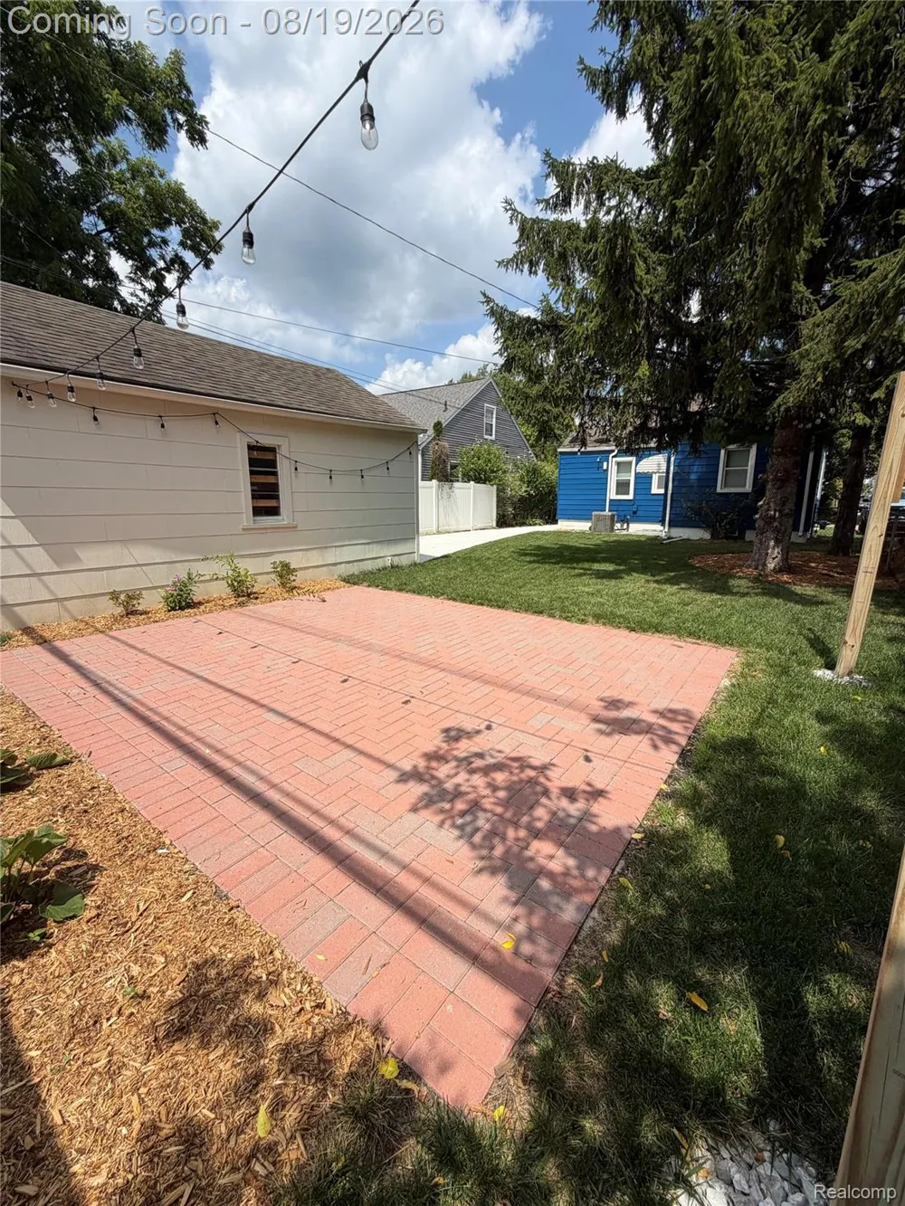 1221 West Boulevard Berkley City, MI 48072