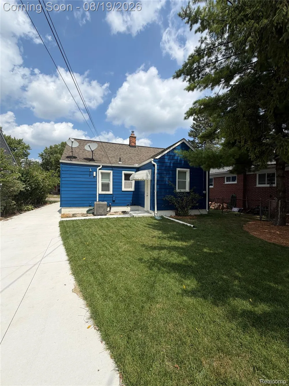1221 West Boulevard Berkley City, MI 48072