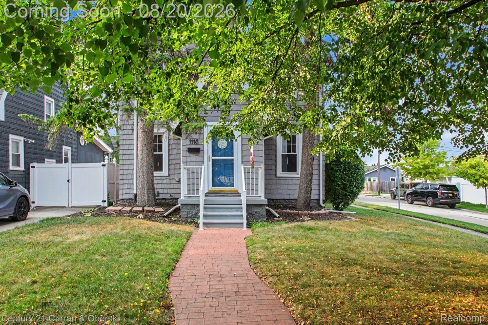 1118 Oxford Road Berkley City, MI 48072