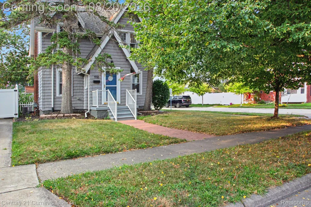 1118 Oxford Road Berkley City, MI 48072