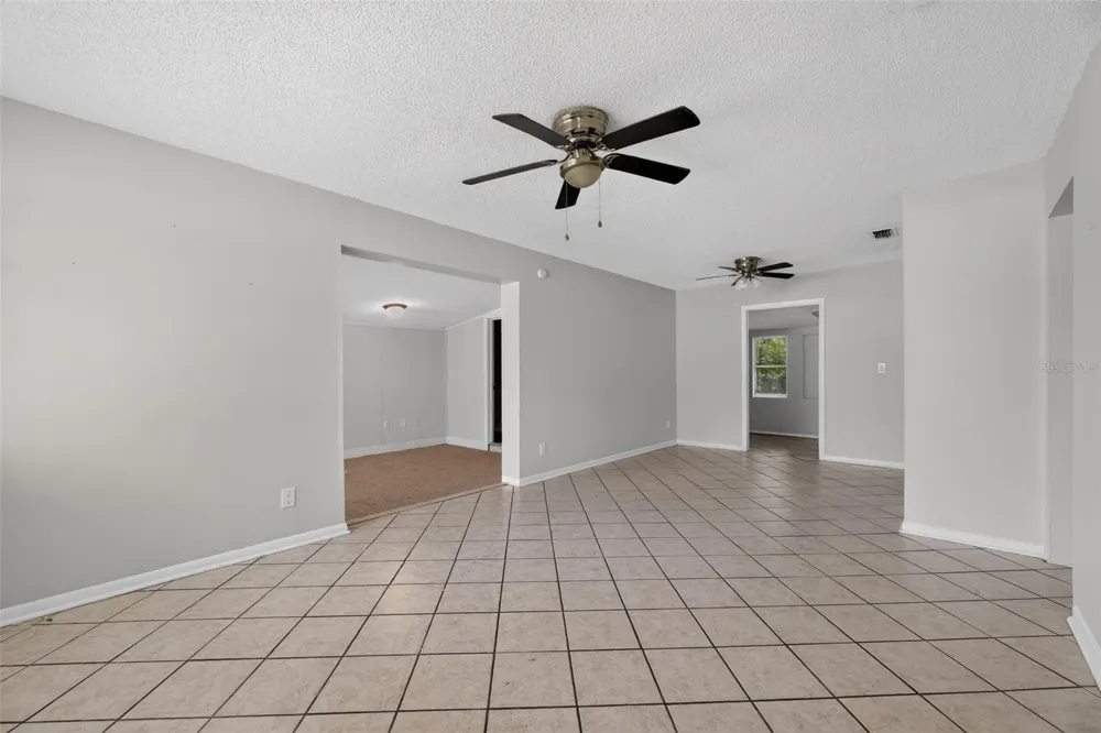 6728 PETER RABBIT DRIVE Jacksonville, FL 32210