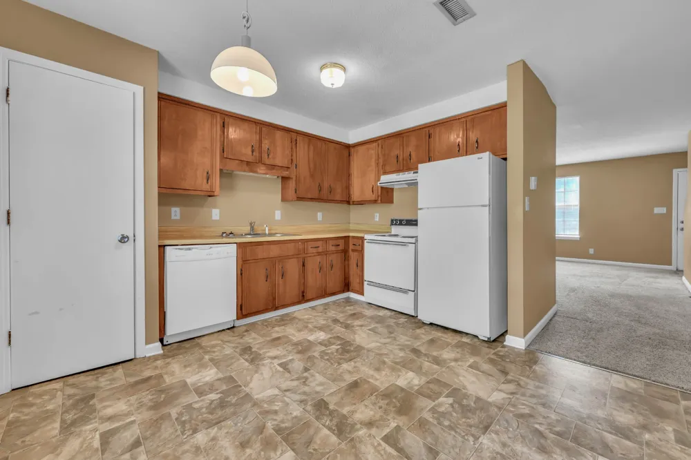 1661 Baltimore Dr #D Clarksville, TN 37043
