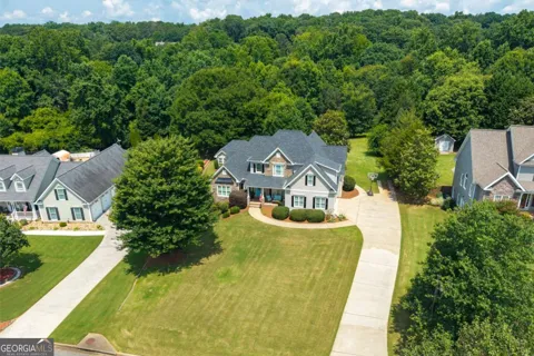 116 Royal Oaks DR