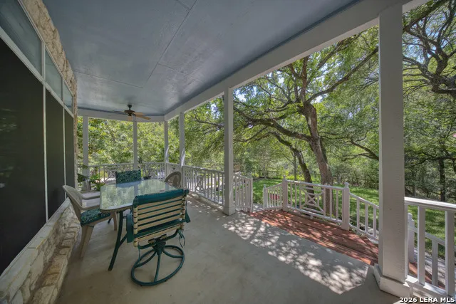 107 STAGELINE DR Kyle, TX 78640