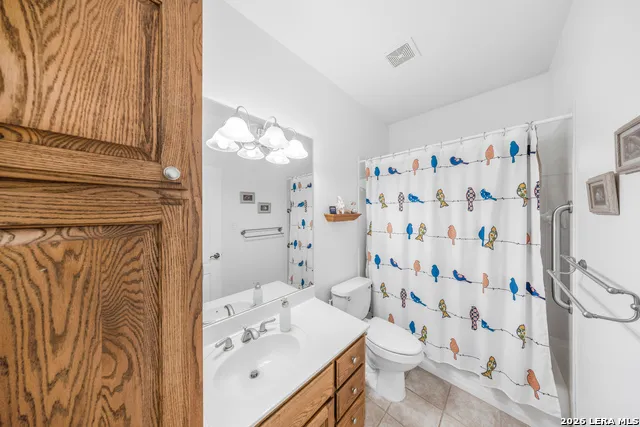 107 STAGELINE DR Kyle, TX 78640