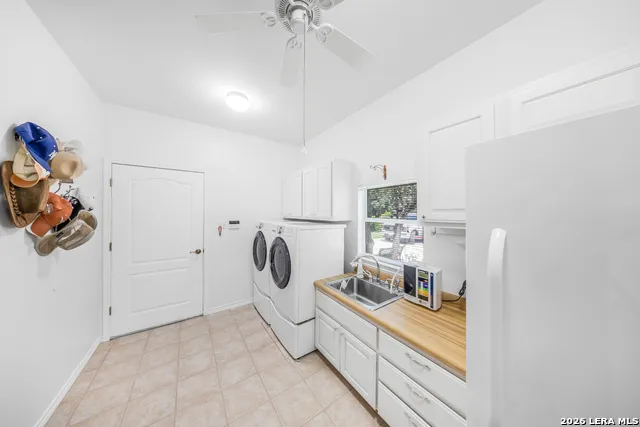 107 STAGELINE DR Kyle, TX 78640