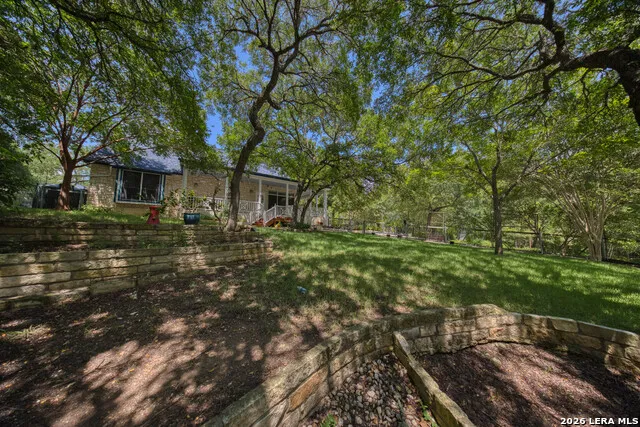 107 STAGELINE DR Kyle, TX 78640