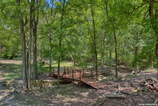 107 STAGELINE DR Kyle, TX 78640