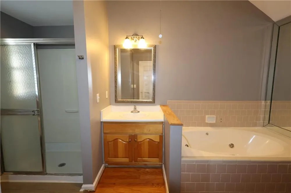 771 McLendon Drive Scottdale, GA 30079