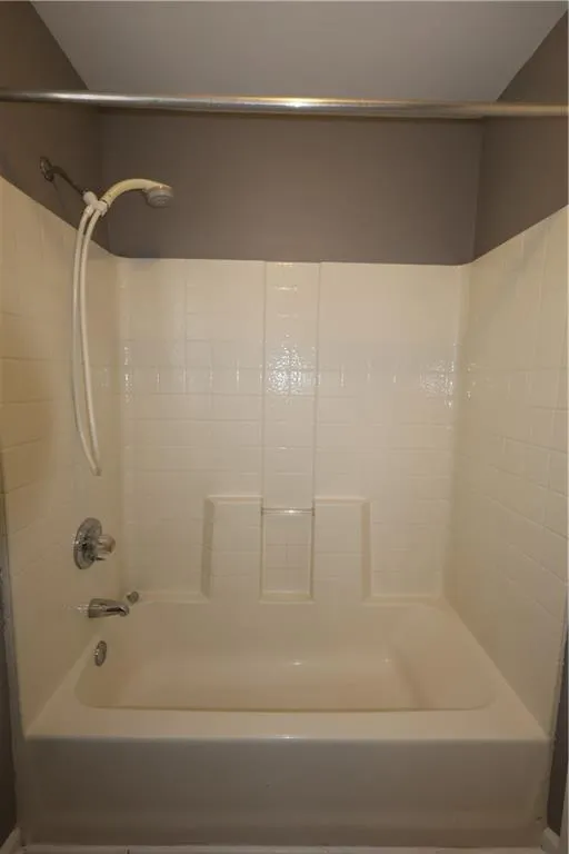 771 McLendon Drive Scottdale, GA 30079