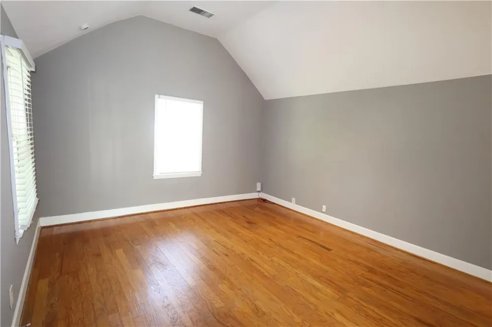 771 McLendon Drive Scottdale, GA 30079