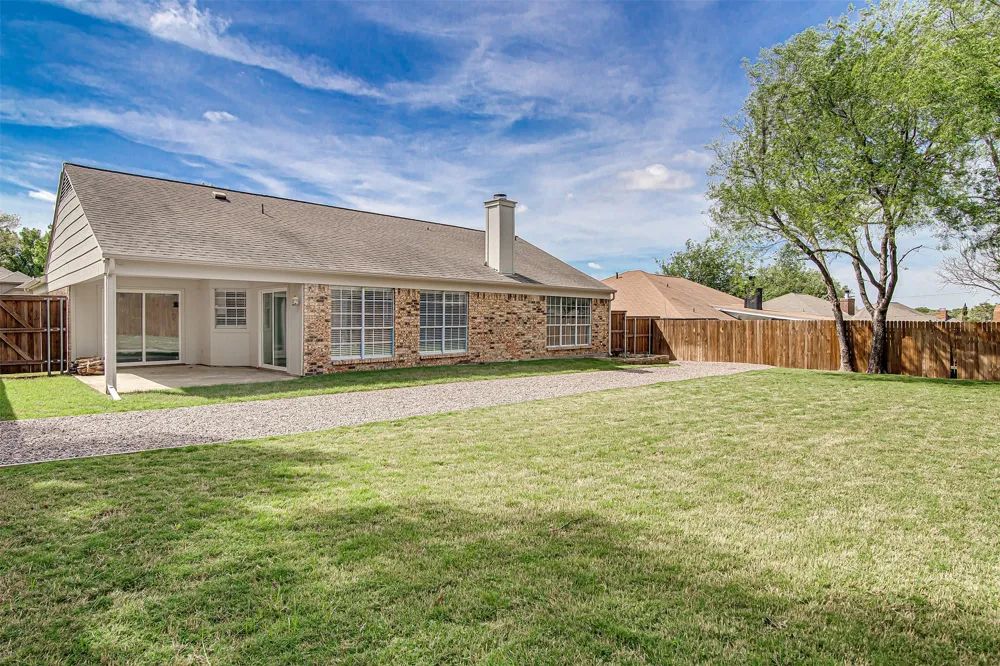 6713 Inwood Drive North Richland Hills, TX 76182