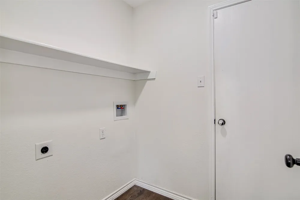 6713 Inwood Drive North Richland Hills, TX 76182