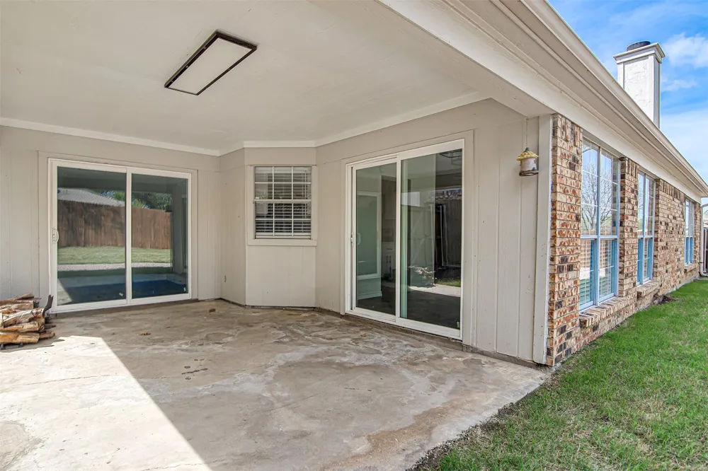 6713 Inwood Drive North Richland Hills, TX 76182