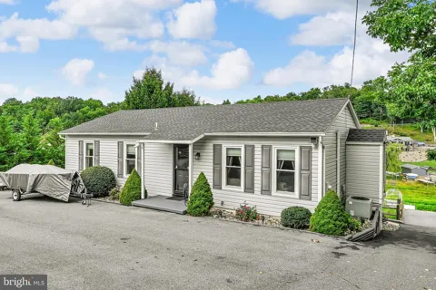 590 WYNONAH DRIVE
