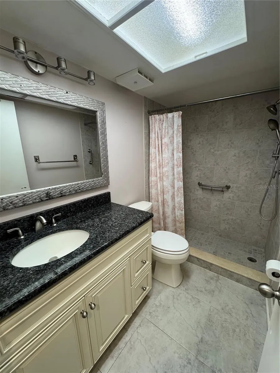 2593 COUNTRYSIDE BOULEVARD #7211 Clearwater, FL 33761