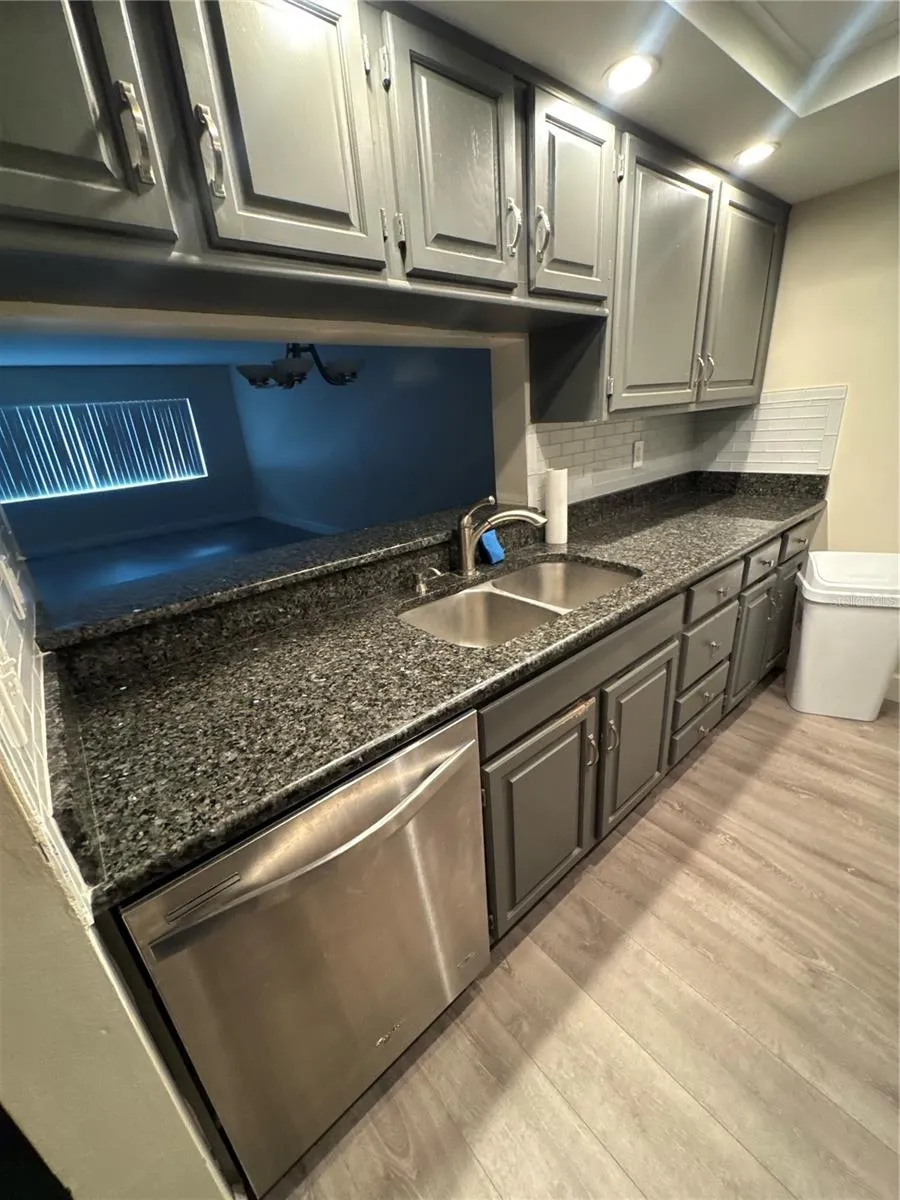 2593 COUNTRYSIDE BOULEVARD #7211 Clearwater, FL 33761